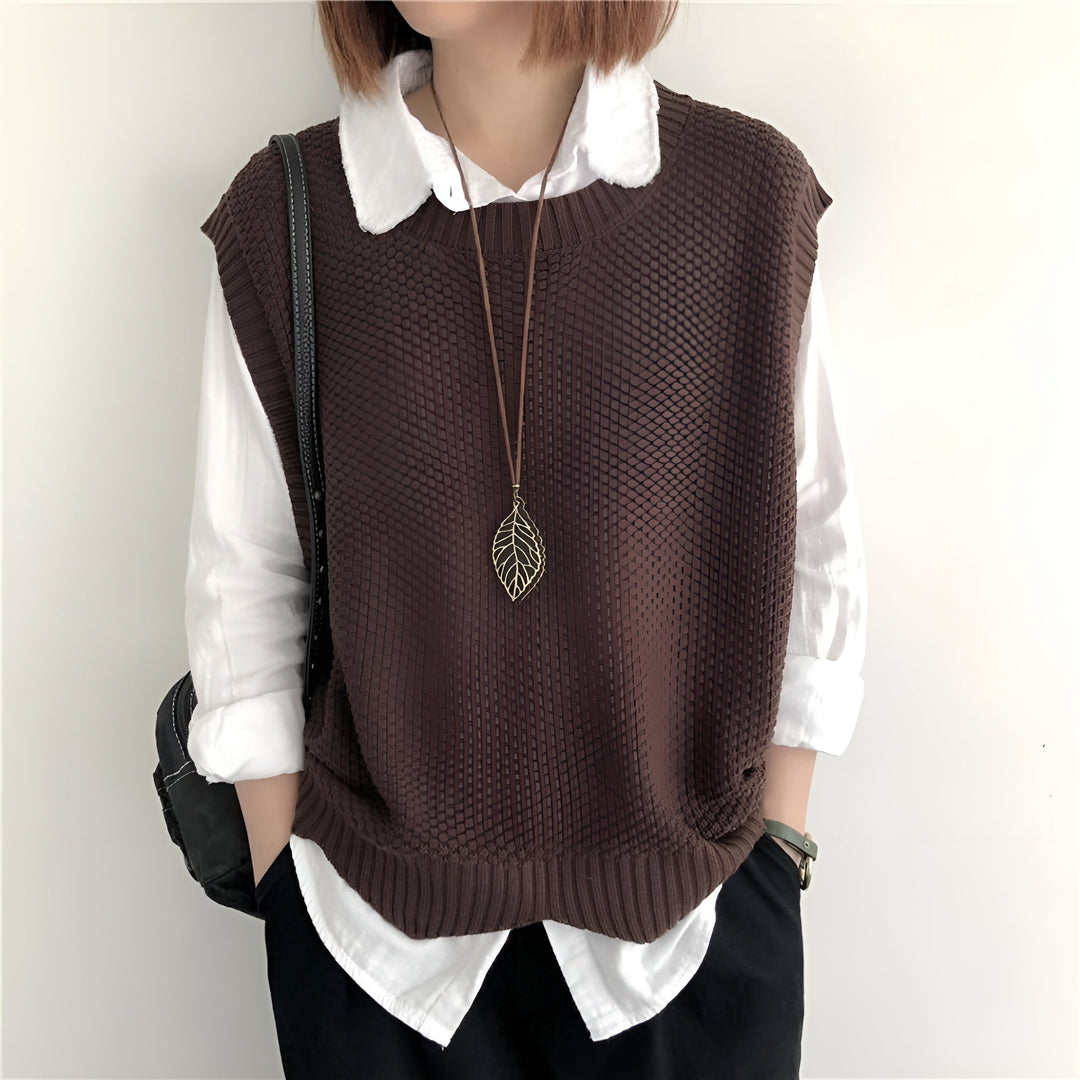 Myra - Elegant and Modern Vest