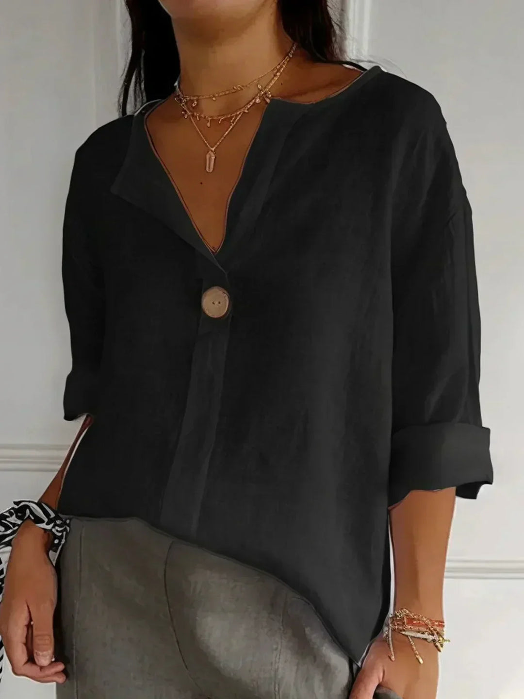 Lorelei - Casual V-Neck Blouse