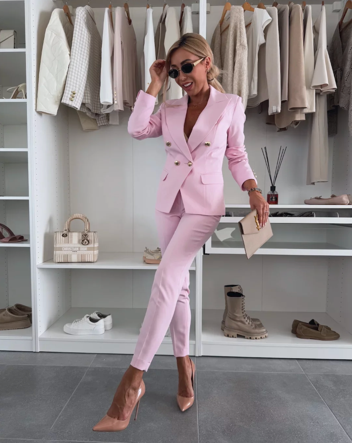 Linda & Jasmijn – Elegant 2-Piece Set