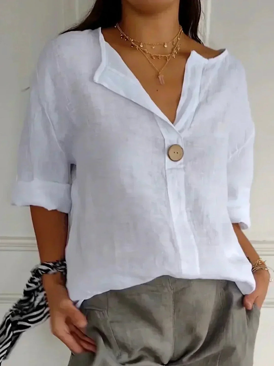 Lorelei - Casual V-Neck Blouse